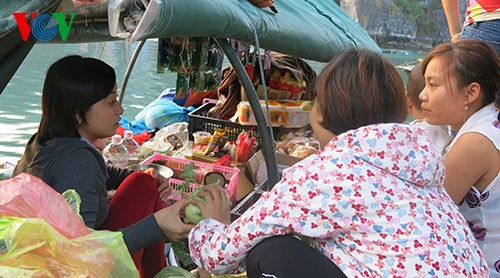 Fishing villages in the sea - ảnh 11